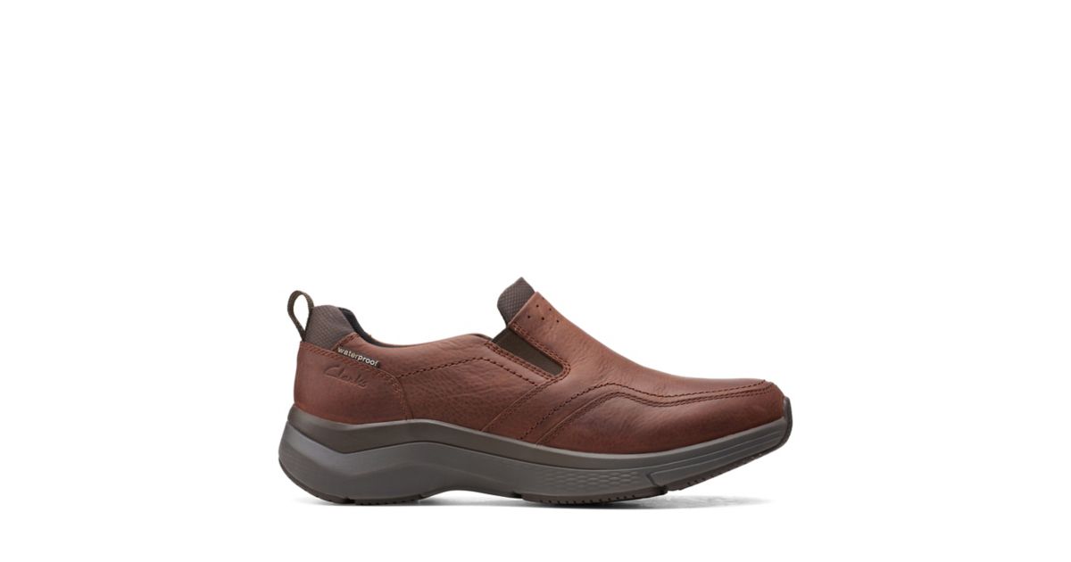 Men's Wave 2.0 Edge Brown Slip-on Shoes Clarks