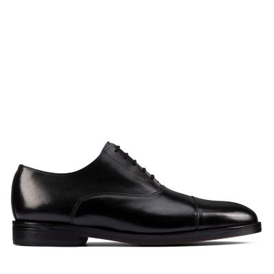 clarks mens black slip on shoes