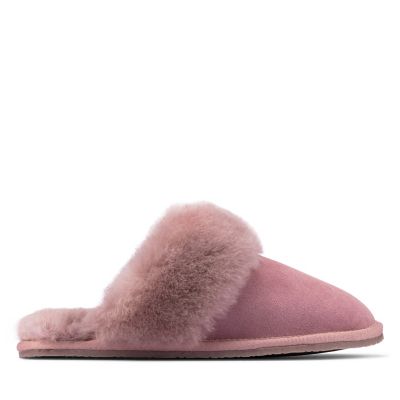 clarks moc shearling slippers