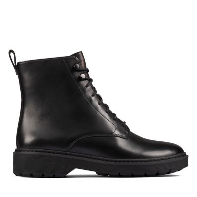 clarks clarks village