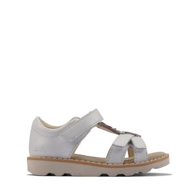 clarks sandals infant girl