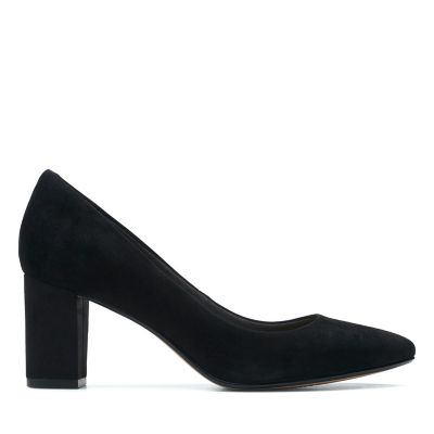 clarks pointed heels