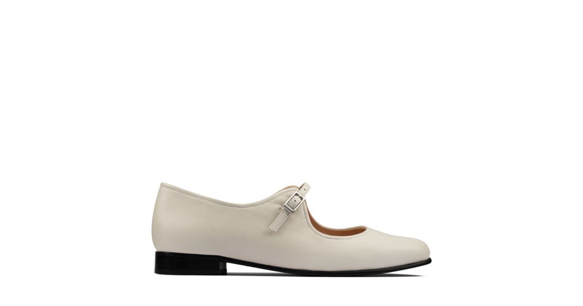 pure tone flat clarks
