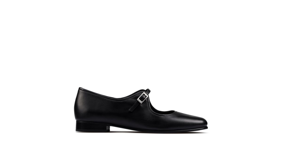 Pure Flat Black Leather- Clarks® Shoes Official Site | Clarks