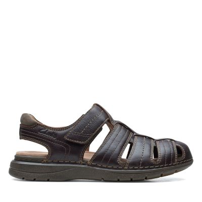clarks men's wirral key leather sandals and floaters