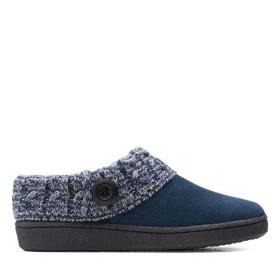 clarks pom pom slippers