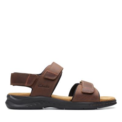 clarks sandals man