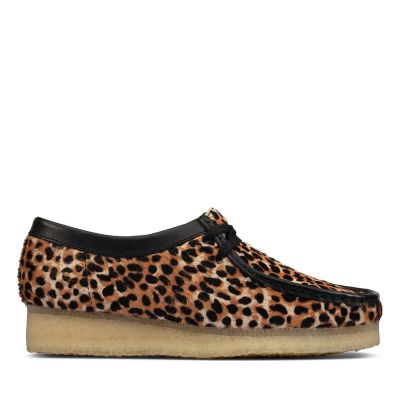 wallabee shoes womens