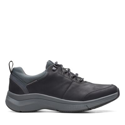 Clarks outlet wide fit discount