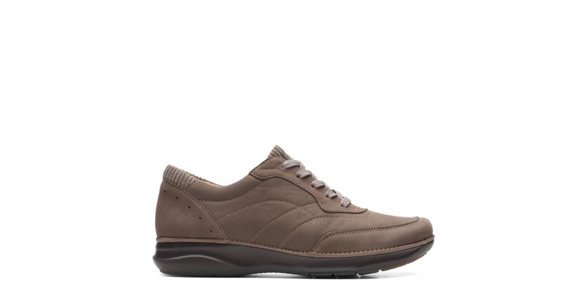appley mid taupe nubuck