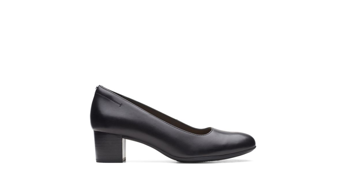 clarks linnae up black leather