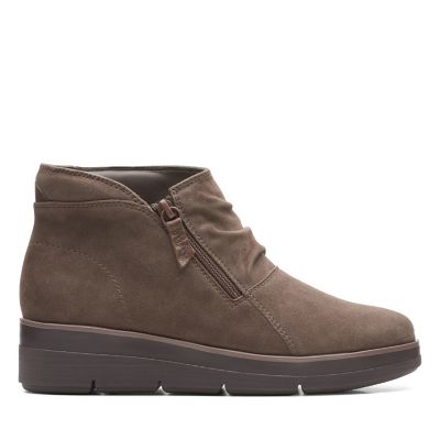 womens clarks on sale