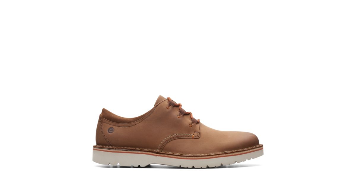 clarks men's eastford low shoes