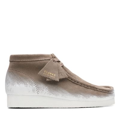 clarks wallabee