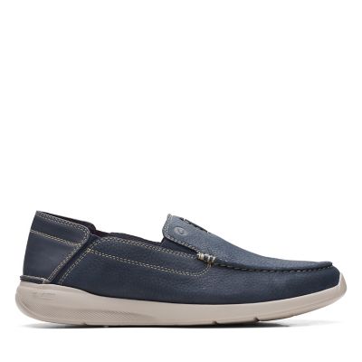 huk slip on shoes