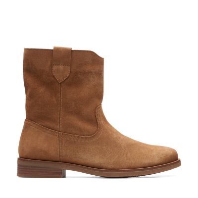clarks ankle boots clearance
