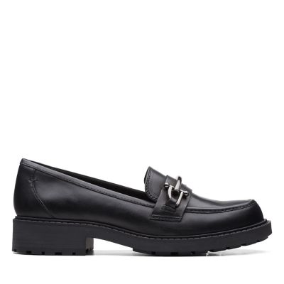 clarks ladies loafers wide fit