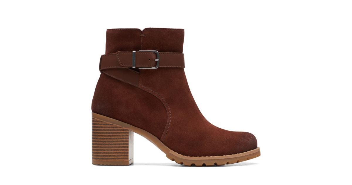 clarkwell hall taupe nubuck