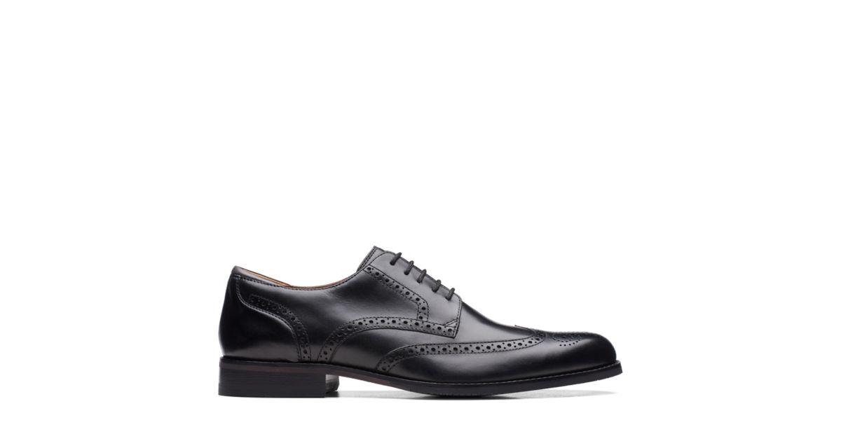clarks arlo black