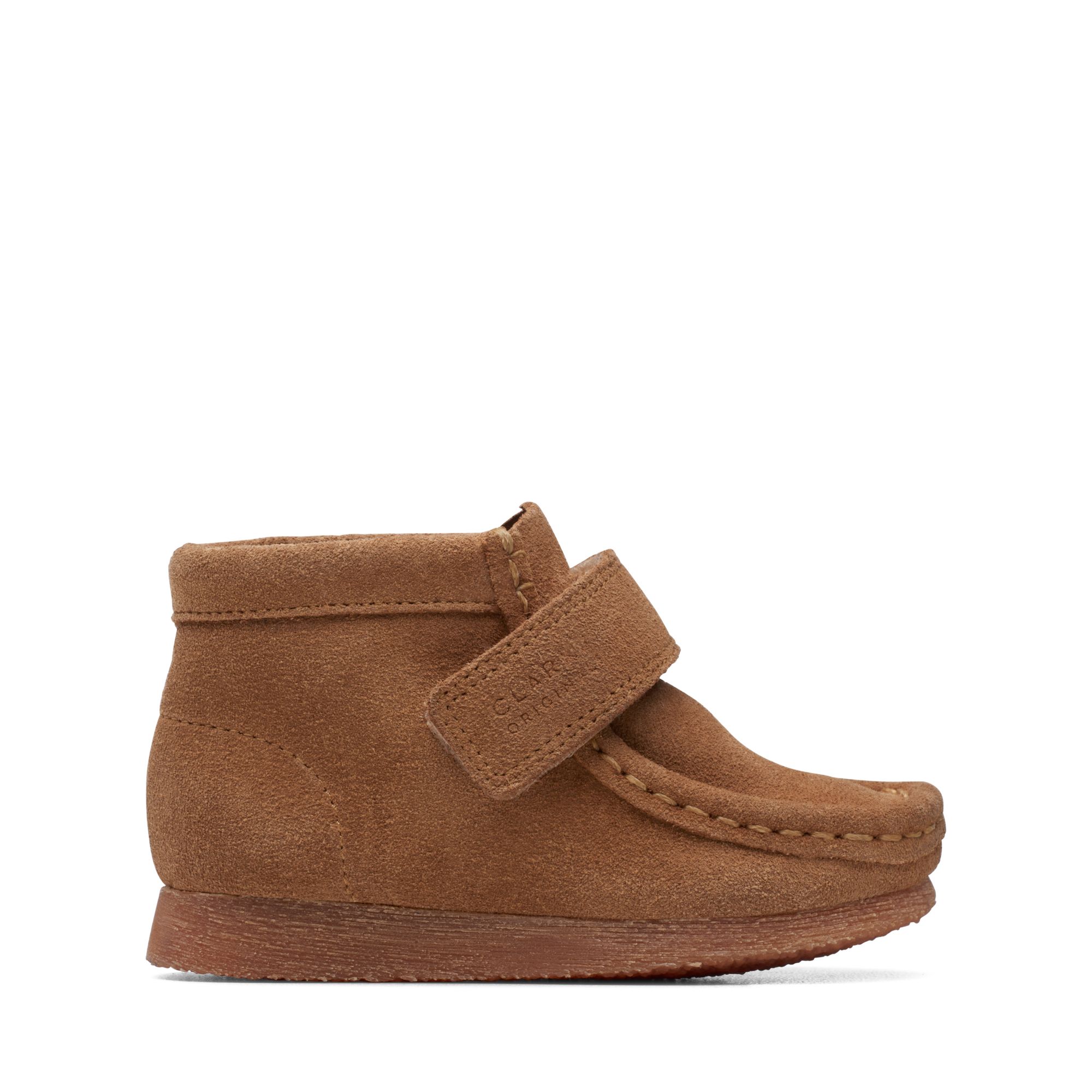 Toddler boy hotsell clarks wallabees