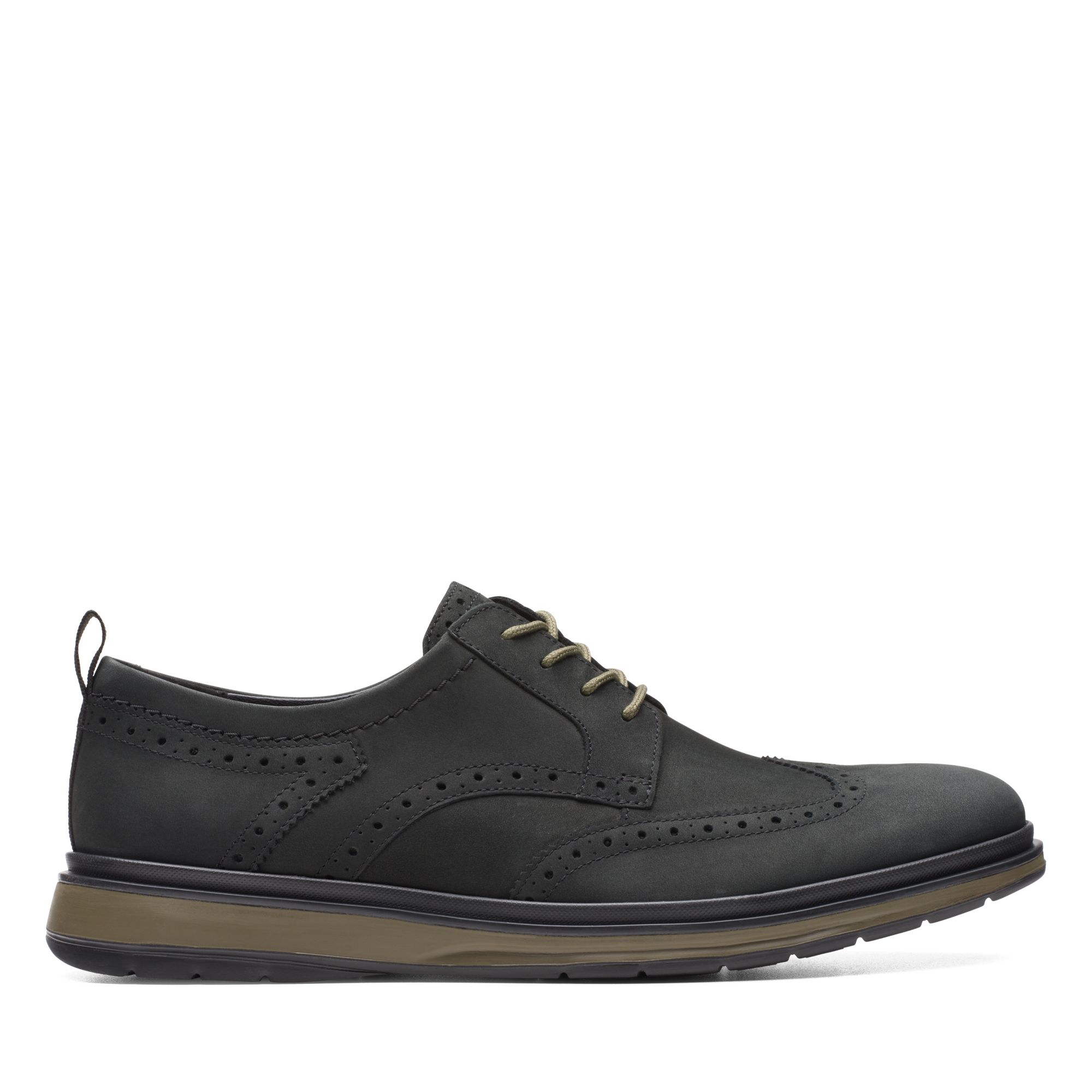 Clarks Chantry Wing In Black