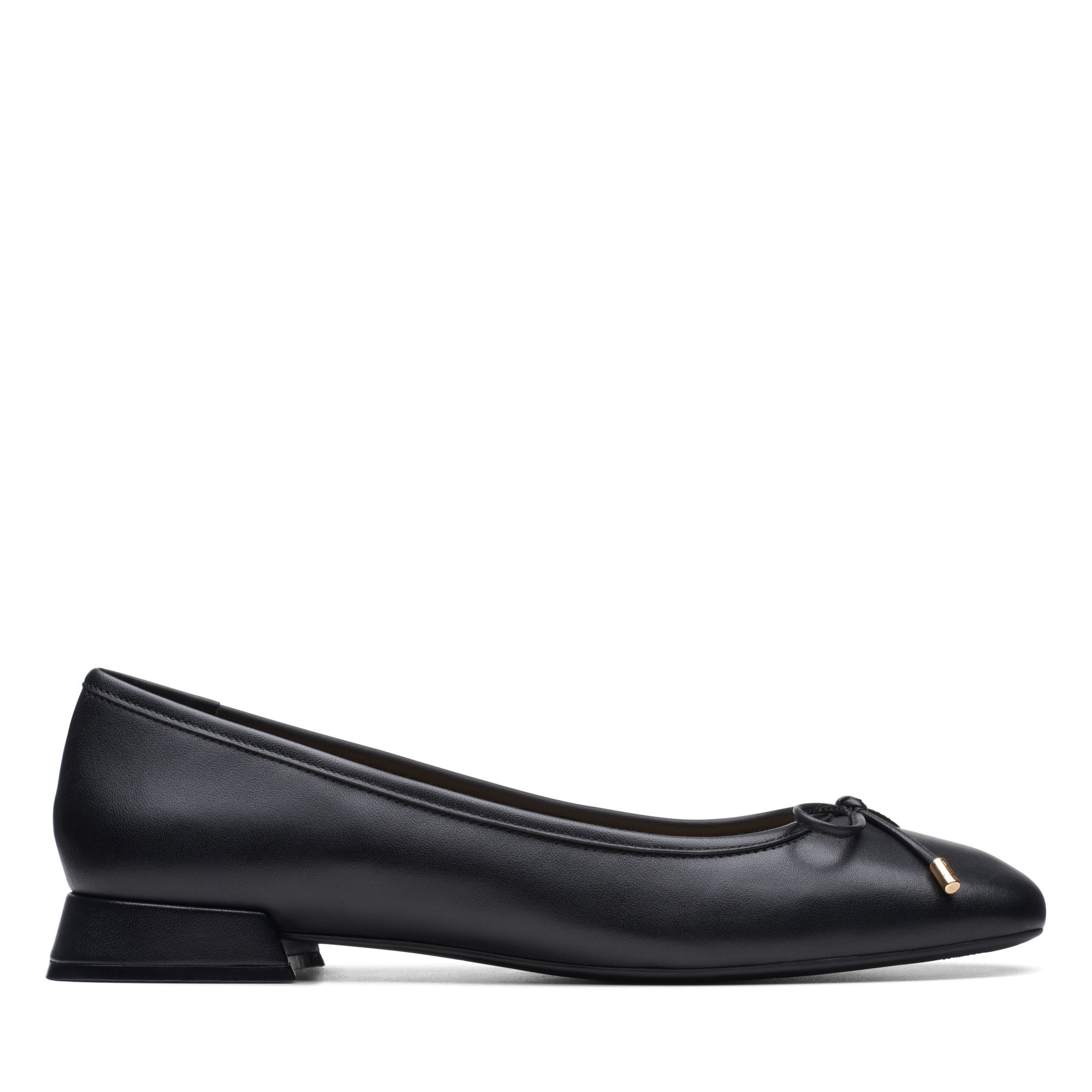 Shop Clarks Ubree 15 Step In Black