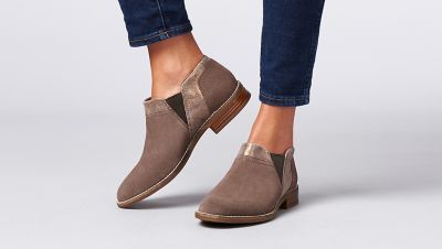 clarks bostonian womens shoes