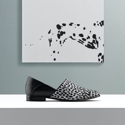 clarks international shipping