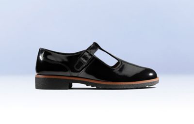 clarks black work shoes