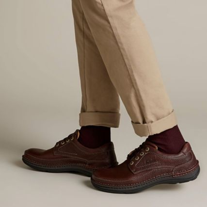 fantasma Señor Colaborar con Comfortable Shoes for Your Working Day | Clarks
