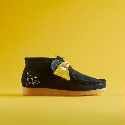 black weaver clarks