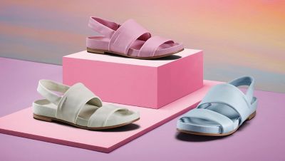 clarks ladies pink shoes