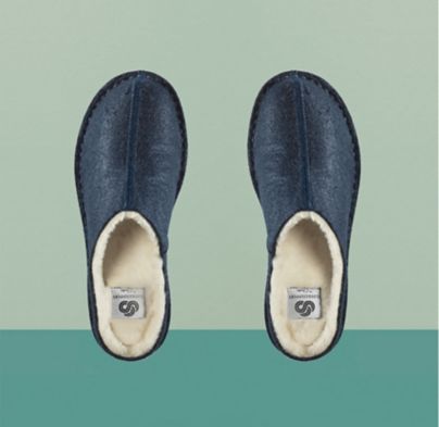 slippers by clarks