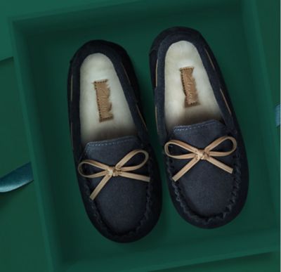 clarks wide fit slippers