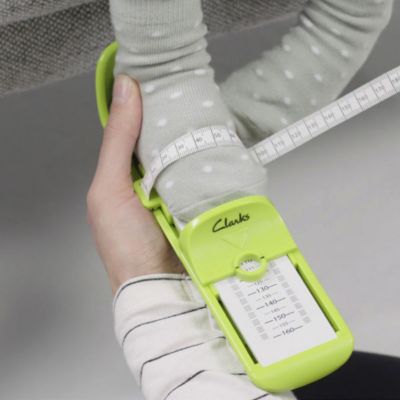 clarks measure feet