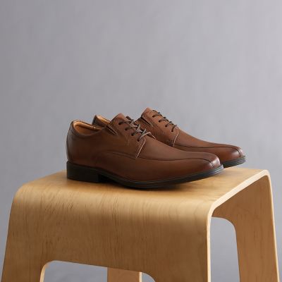 clarks shoes for men