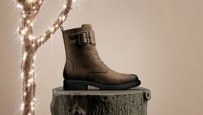 clarks boots online