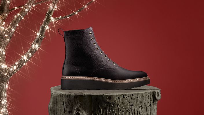 clarks trace pine burgundy