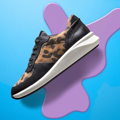 clarks shoes near me