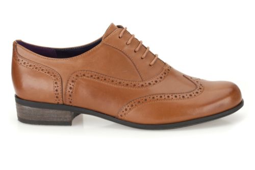 clarks hamble oak wide fit brogue