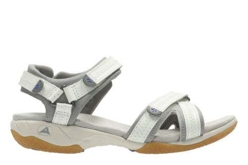 clarks isna pebble sandals