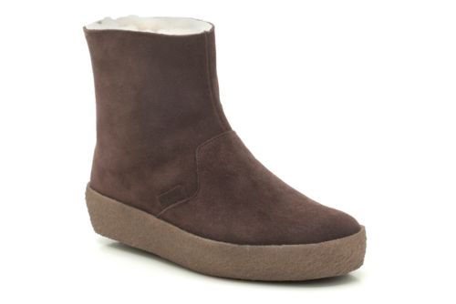 clarks gobi chelsea boots