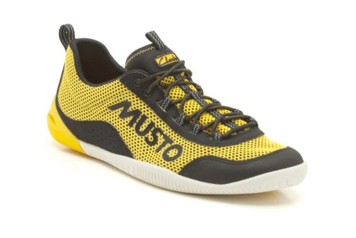 musto clarks sailing shoes