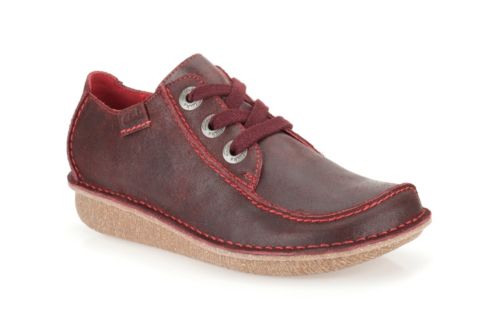 clarks oxblood shoes