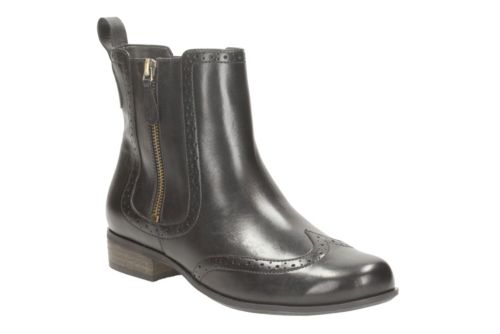 clarks narrative boots