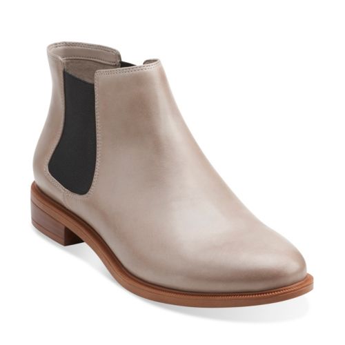 clarks taylor shine taupe