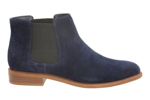 clarks wide fit chelsea boots