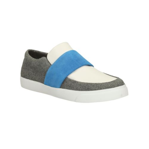 https://clarks.scene7.com/is/image/clarks/26113122_A?wid=500&hei=500