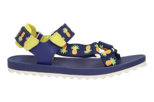 clarks outlet girls sandals