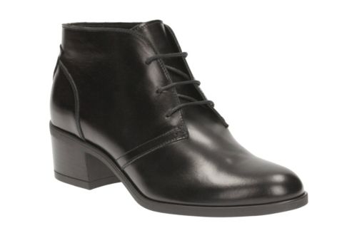 clarks outlet ladies ankle boots